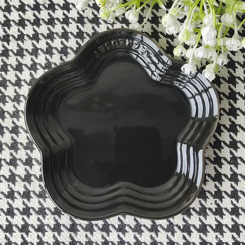 Plum Blossom Small Plate Sauce